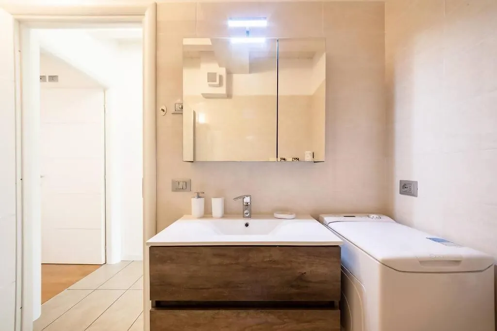 Gardalandluxuryapartment Pool & Free Parking Ronchi  Apartment
