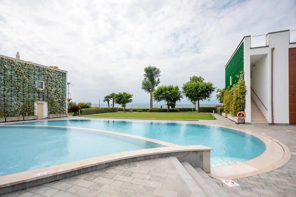 Gardalandluxuryapartment Pool & Free Parking Ronchi  Apartment